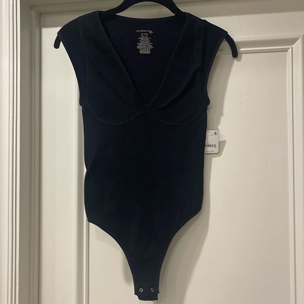 Black stretch bodysuit with cap sleeve, size M/L Free People intimately